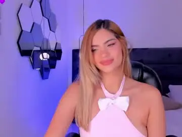 Chaturbate Sex Chat of kyomivelvet