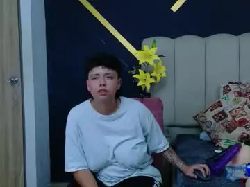 Chaturbate Best live sex cam show of nikievanz