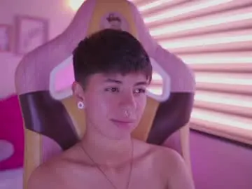 Chaturbate Best Webcam of tommy_blue1