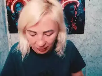 Chaturbate Watch Live Sex Cams of alinafrey_