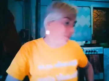 Chaturbate Best live sex cam show of alinafrey_
