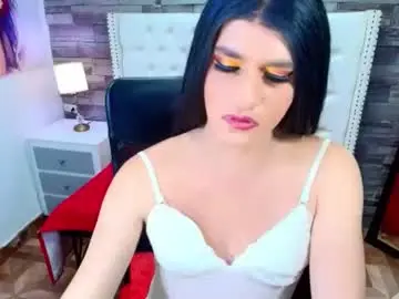 Chaturbate Live Sex Cam of trinity_tsx