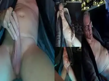 Chaturbate Sex Chat of d_j_strokes