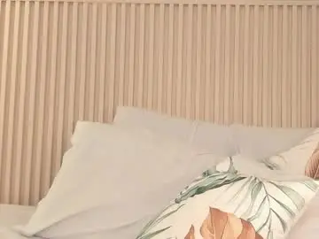 Chaturbate Live Sex Cam of daiana_curly