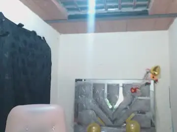 Chaturbate Watch Live Sex Cams of toxxxic_cams