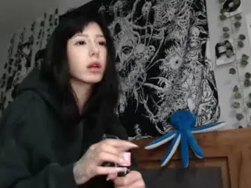 Chaturbate Live Porn of wavy_nights
