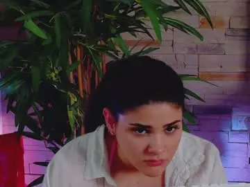 Chaturbate Live Sex Cam of evvamonroe