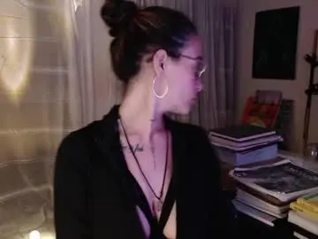 Chaturbate Free Porn Cam of katehathor8
