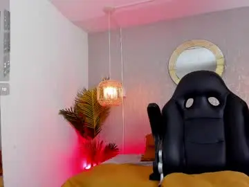 Chaturbate Live Sex Cam of gio_carangi