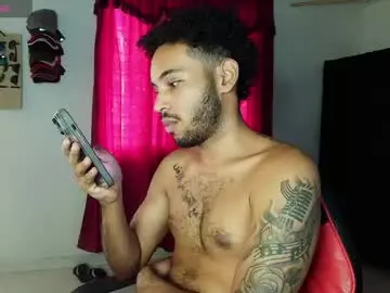 Chaturbate Free Porn Cam of colinlatinbrown