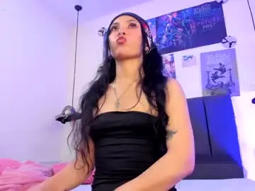 Chaturbate Best live sex cam show of raia_