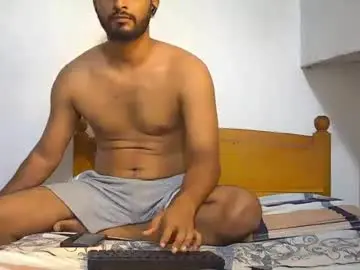 Chaturbate Live Porn of spicybuoy