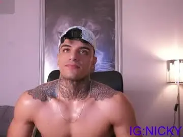 Chaturbate Watch Live Sex Cams of alan_morrys