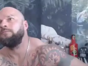 Chaturbate Free Porn Cam of viking_me
