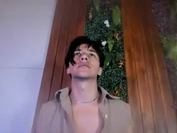 Chaturbate Adult Webcam of andyjoy_