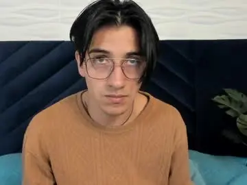 Chaturbate Live Sex of andyjoy_