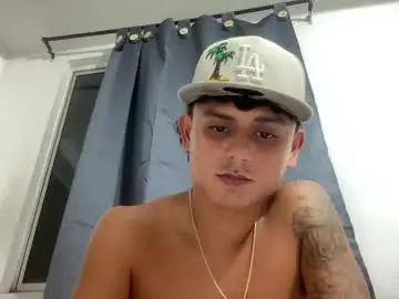 Chaturbate Live Porn of bob_pettersonn