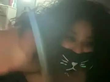 Chaturbate Live Sex of plushiedollxoxo