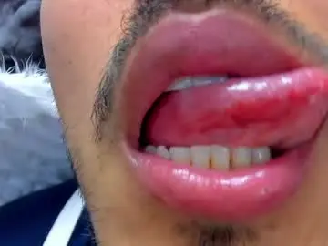 Chaturbate Live Sex Cam of alan_greek_1