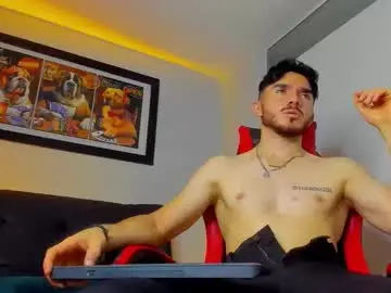 Chaturbate Watch Live Sex Cams of danteeblake