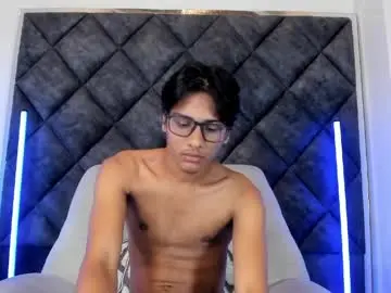Chaturbate Adult Webcams of liamkron