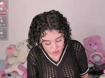 Chaturbate Nude Webcam of yunahott_