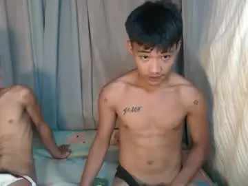 Chaturbate Live Sex Cam of urasian_rey