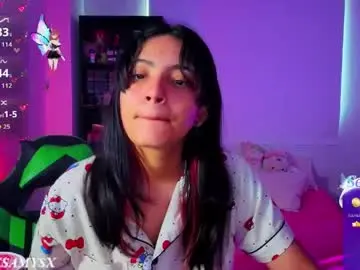 Chaturbate Watch Live Sex Cams of helia_n_amy