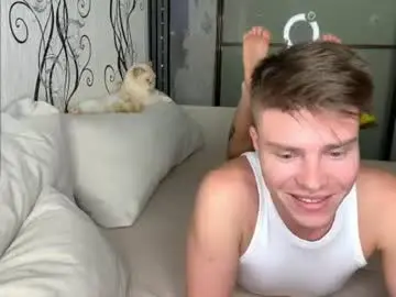 Chaturbate Sex Cam of holy_eggs_00