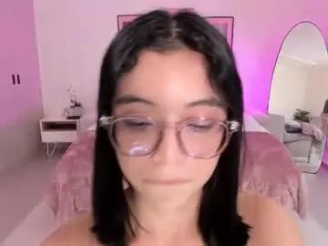 Chaturbate Live Sex Cam of zenith_glow