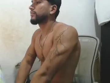 Chaturbate Nude Webcam of mrlevrone1