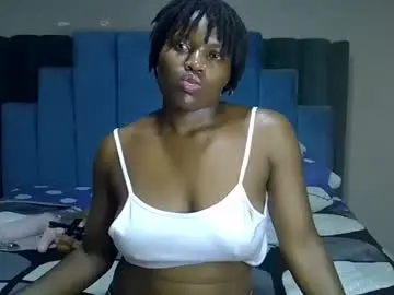 Chaturbate Live Sex Cam of melanin_moon