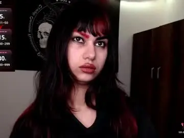 Chaturbate Nude Webcam of littleluciferrr