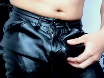 Chaturbate Adult Webcams of tommy_bred