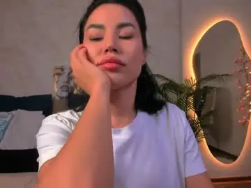 Chaturbate Watch Live Sex Cams of yukiluna1