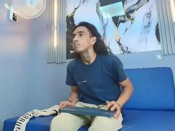 Chaturbate Watch Live Sex Cams of james_smithh2