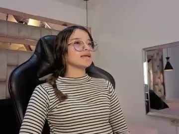 Chaturbate Free Porn Cam of zoe_dear