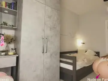 Chaturbate Adult Video Chat of jessiexxi