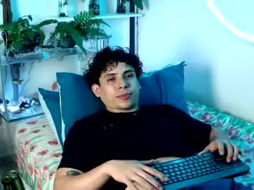 Chaturbate Nude Webcam of no_face_69