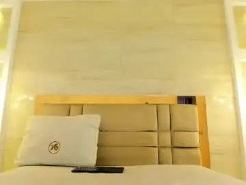 Chaturbate Live Sex Cam of chloe_murray