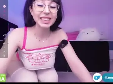Chaturbate Nude Webcam of wettiebetty