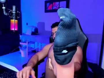 Chaturbate Best live sex cam show of bruno_diaz31