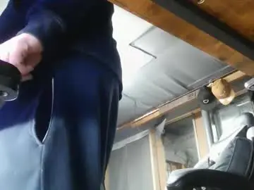 Chaturbate Sex Cam of midtownhustler