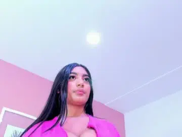 Chaturbate Live Porn of luisa_boobs_