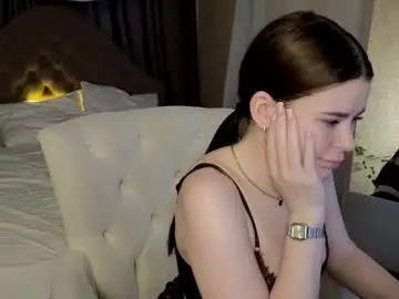 Chaturbate Live Sex Cam of _nikol_cute_