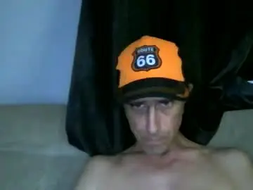 Chaturbate Live Porn of fouraide42