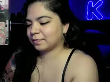 Chaturbate Live Porn of kimmiakiss22
