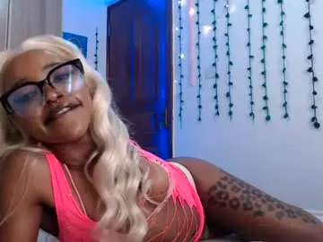 Chaturbate Nude Webcam of velvetyvixen