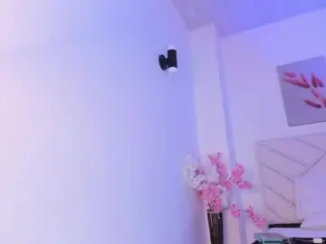 Chaturbate Watch Live Sex Cams of brianna_bigboobs