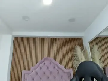Chaturbate Free Porn Cam of nahomyrusell